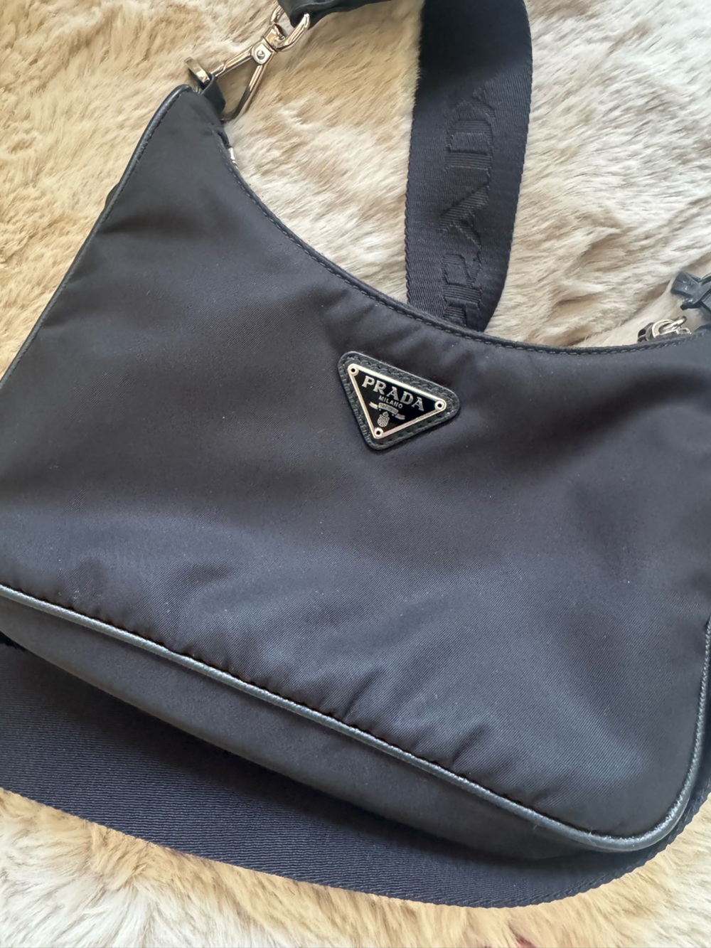 Prada 2005 Black Nylon re-edition - Picture 7 of 12